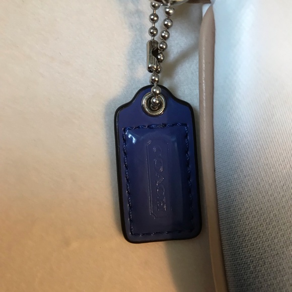 🤍Coach Blue Ombré Wristlet💙 - Picture 3 of 5